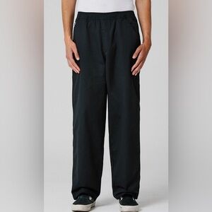 Former Reynolds Beach Pant Size 34
Brand New with Tags #beachpant #skate #former